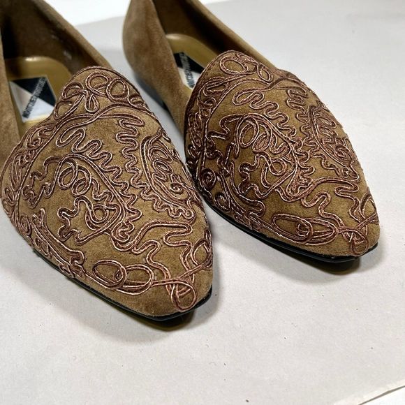 Mootsies Tootsies Suede‎ Almond Toe Flat Shoes Womens 8 Tan - Picture 3 of 10